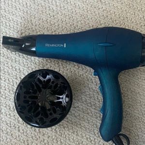 Remington Hair Dryer with Diffuser Attachment